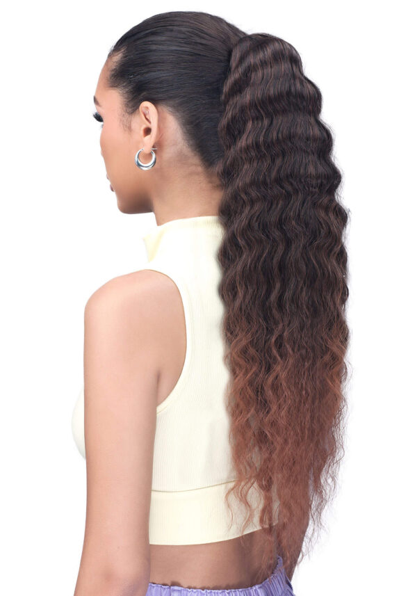 PONYTAIL – NATURAL DEEP 24